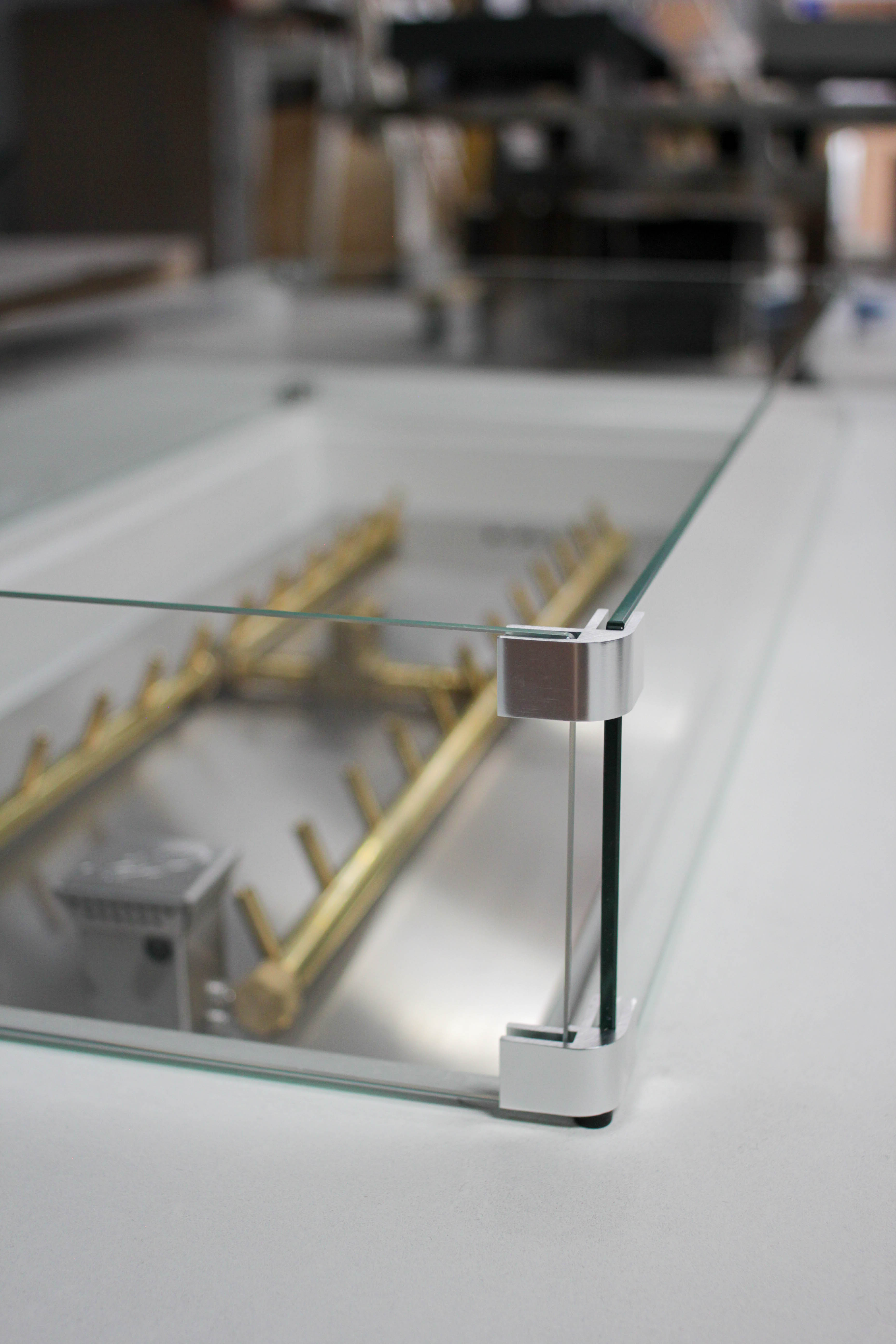 Removable Glass Wind Guard
