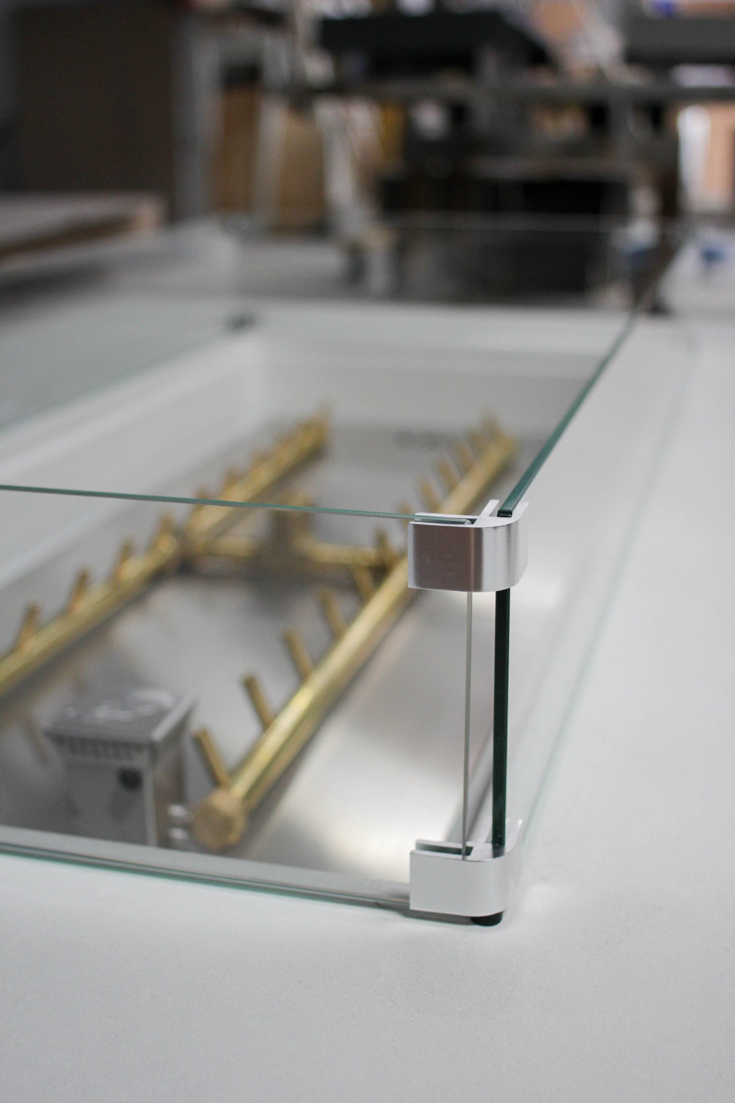 Removable Glass Wind Guard
